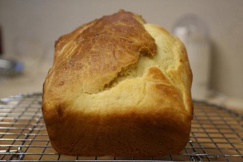 Image from http://www.kitchenilliterate.com/2010/02/24/poor-mans-brioche/