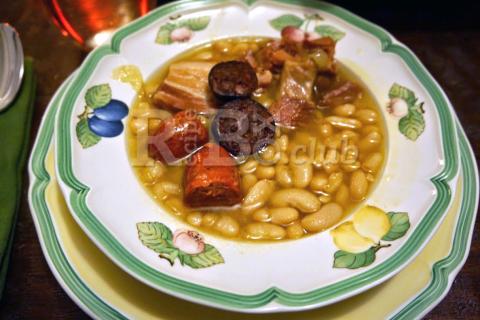 Spanish Fabada (Fabada Asturiana)