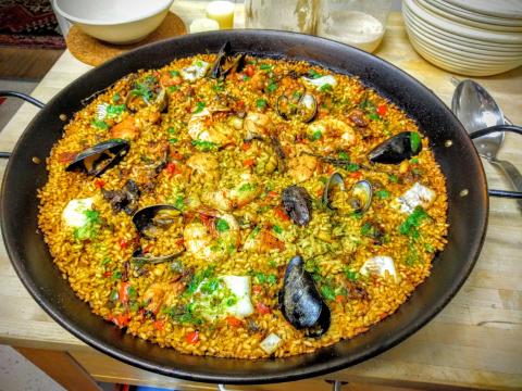 Paella Mixta