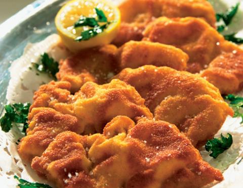 Wiener Schnitzel (Breaded Veal Cutlets)